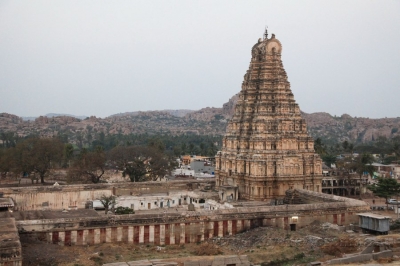 Храм Вирупакши